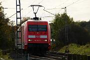 2014-11-01_06554 Dortmund Derne IC bei Dortmund-Derne mit 120 134 als Schublok.
