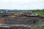2025-04-18-017 Dortmund Hafen 462 077 als RE 1, ICE-Werk-Baustelle am Hafen.