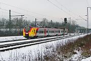 2025-01-10-001 Dortmund Somborn Schnee in Dortmund: HLB RE34 ET 145 nach Siegen.
