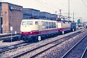 1986-25-038 München Hbf 103 136 und eine unbekannte 120