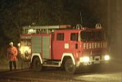 1987-000003 Die Feuerwehr Sundern übt an einem Kesselwagen einen Gefahrgut-Einsatz.