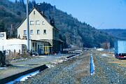 1987-33-036 Adenau Die Reste des Bahnhofs Adenau