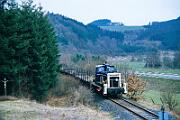 1987-36-016 Finnentrop Fretter Abbau der Bahnstrecke Eslohe - Serkenrode, hier bei Fretter mit 261 622.