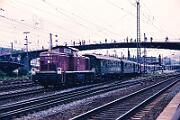 1987-39-021 Wuppertal Oberbarmen 41 360 macht mehrere Sonderfahrten von Düsseldorf über Solingen, Remscheid, Wuppertal und zurück. 290393 unterstützt a mSchluss.
