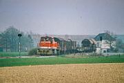 1988-57-030 Anröchte Uelde VL 0672 mit gemischtem Güterzug