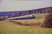 1988-68-021 Olsberg 624 641 und 624 677 rollen nach Willingen