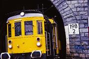 1990-78-077 Arnsberg Tunnelmesswagen 712 001 ist im Sauerland unterwegs