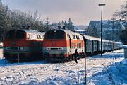 1991-x005725 Winterberg Wintersport-Sonderzüge in Winterberg. V.l.n.r.: 218 140, 218 135