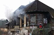 2011-114795 Dortmund Hafen Brand in einem ehemaligen Stellwerk am alten Dortmunder Rangierbahnhof.