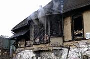 2011-114798 Dortmund Hafen Brand in einem ehemaligen Stellwerk am alten Dortmunder Rangierbahnhof.