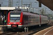 2016-07-21-073 Dortmund Hbf 422 077