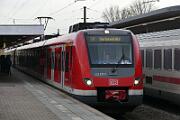 2016-11-23-026 Bochum Hbf 422 077 wird nicht nach Dortmund fahren.