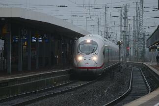 2019-01-05-011 Dortmund Hbf Unbekannter 407