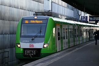 2019-02-03-001 Essen Hbf 422 003