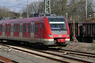 2019-02-03-004 Solingen Hbf 422 021