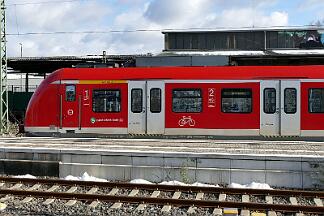 2019-02-03-005 Solingen Hbf 422 061