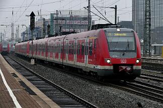 2019-03-01-008 Dortmund Hbf 422 084