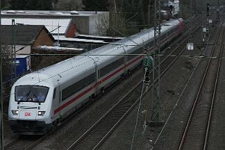 2019-03-15-011 Dortmund Marten Süd 101 131 schiebt Metropolitan