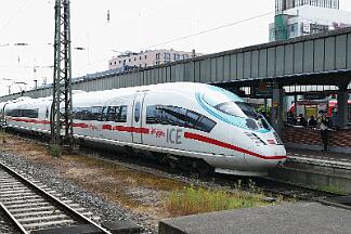 2019-05-30-001 Dortmund Hbf 403 514 als kleiner ICE.