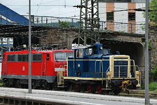 2019-05-31-043 Aachen Hbf 363 036 schubbst 111 158 durch die Gegend.