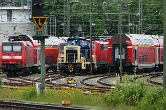 2019-05-31-052 Aachen Hbf 363 036 schubbst 111 158 durch die Gegend.