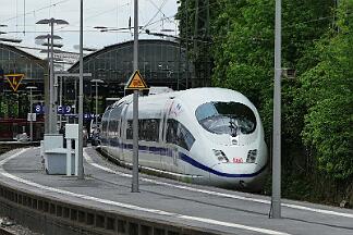 2019-05-31-082 Aachen Hbf 406 001