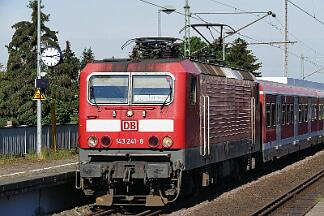 2019-06-19-027 Dortmund Oespel 143 241 zieht die dritte Garnitur