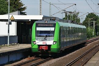 2019-06-19-036 Dortmund Oespel 422 035 allein unterwegs