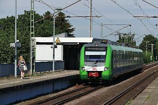 2019-06-19-037 Dortmund Oespel 422 035 allein unterwegs