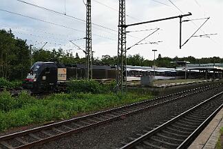 2019-06-20-045 Dortmund Dorstfeld 182 511 pendelt auf der S2