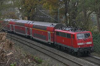 2019-11-17-007 Dortmund Hombruch 111 122 mit RE 4 nach Dortmund Hbf