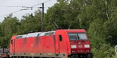 2022-05-23-026 Bochum Riemke 277 035 mit Hohenlimburger und 185 356 am Schluss.