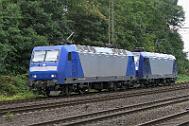 2022-08-01-014 Duisburg Lotharstraße 145 098 (li), 145 008 (re)