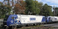 2022-10-12-182 Ratingen Lintorf 145 011 (vorne) und 145 030 (hinten)