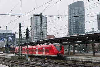 2025-01-03-007 Dortmund Hbf 1440 300