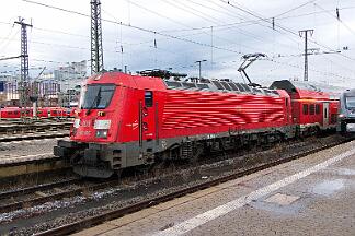 2025-01-27-049 Nürnberg Hbf 102 005 mit München-Nürnberg-Express