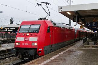 2025-01-28-008 Nürnberg Hbf 101 009 mit München-Nürnberg-Express