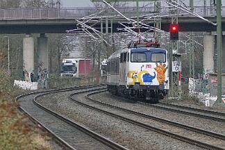 2025-02-11-008 Dortmund Hafen 110 469 mit TRI-Ersatzzug als RE 11