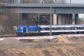 2025-03-12-006 Dortmund Hafen TRI-Ersatzzug als RE 3 mit 182 523