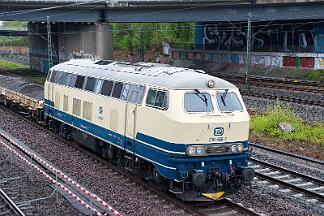 2025-04-18-012 Dortmund Marten Süd 218 466 im Bauzugdienst.