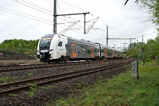 2025-04-18-033 Dortmund Hafen 462 023