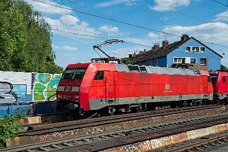2025-05-09-061 Bochum Hamme 152 103 & 187 147