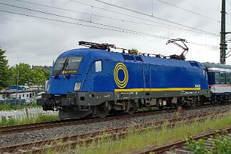 2025-05-22-004 Dortmund Hafen 182 523 mit RE 3-Ersatzzug