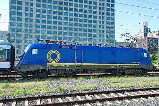 2025-06-17-036 Dortmund Hbf TRI-Ersatzzug RE 11 nach Hamm. 182 523