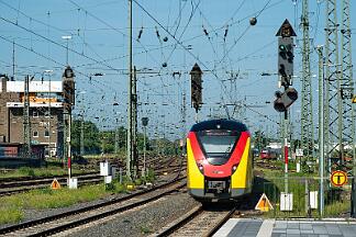 2025-06-17-046 Dortmund Hbf 1440 152 als RE 34 nach Siegen