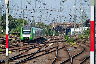 2025-06-17-068 Dortmund Hbf 422 016