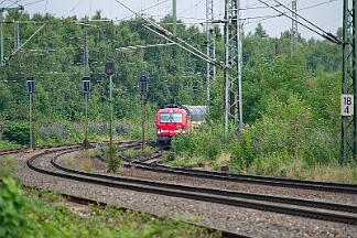 2025-07-31-044 Bochum Riemke 193 335 wartet in der Abstellung auf Weiterfahrt.