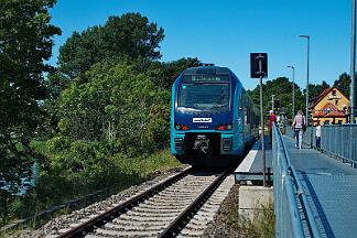 2025-08-17-005 Boren Lindaunis Nach einer Viertelstunde wird 526 039 wieder nach Flensburg fahren.
