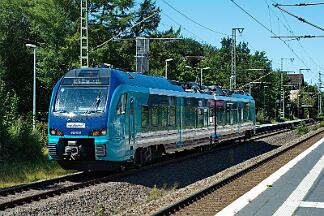 2025-08-20-016 Jübek 526 050 nach Kiel.