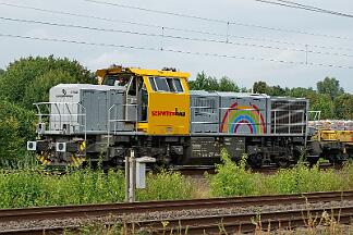 2025-09-08-003 Dortmund Somborn Die Bauarbeiten an der Strecke Dortmund-Bochum beginnen, 277 404 wartet mit einem Bauzug,